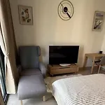 Cosy Modern Studio In Dubai